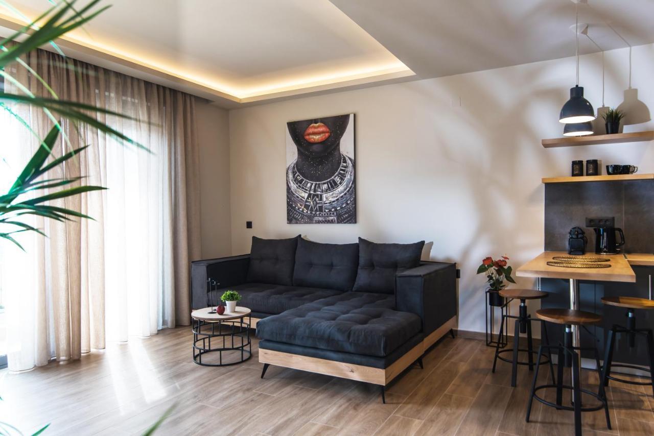 Nuovo Luxury Suite Malia Exterior foto